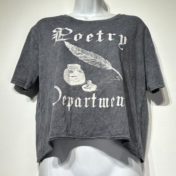 Goodie Two Sleeves Tops - goodie two sleeves poetry department writers Pen Quill crop top shirt Size S